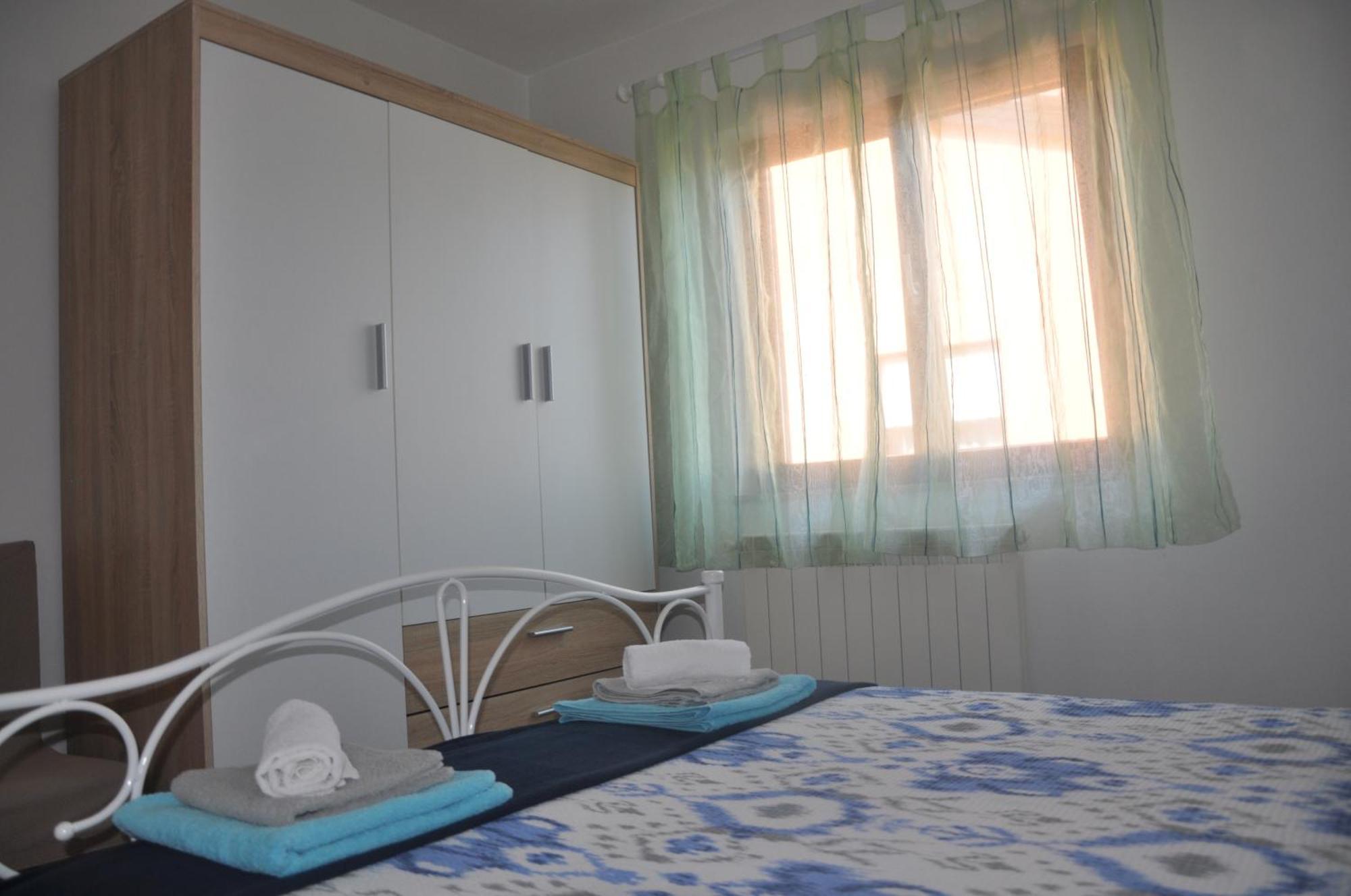 Apartman Mirna โรวีน ภายนอก รูปภาพ